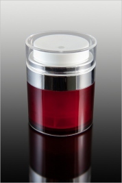 Słoik z pompką airlessową